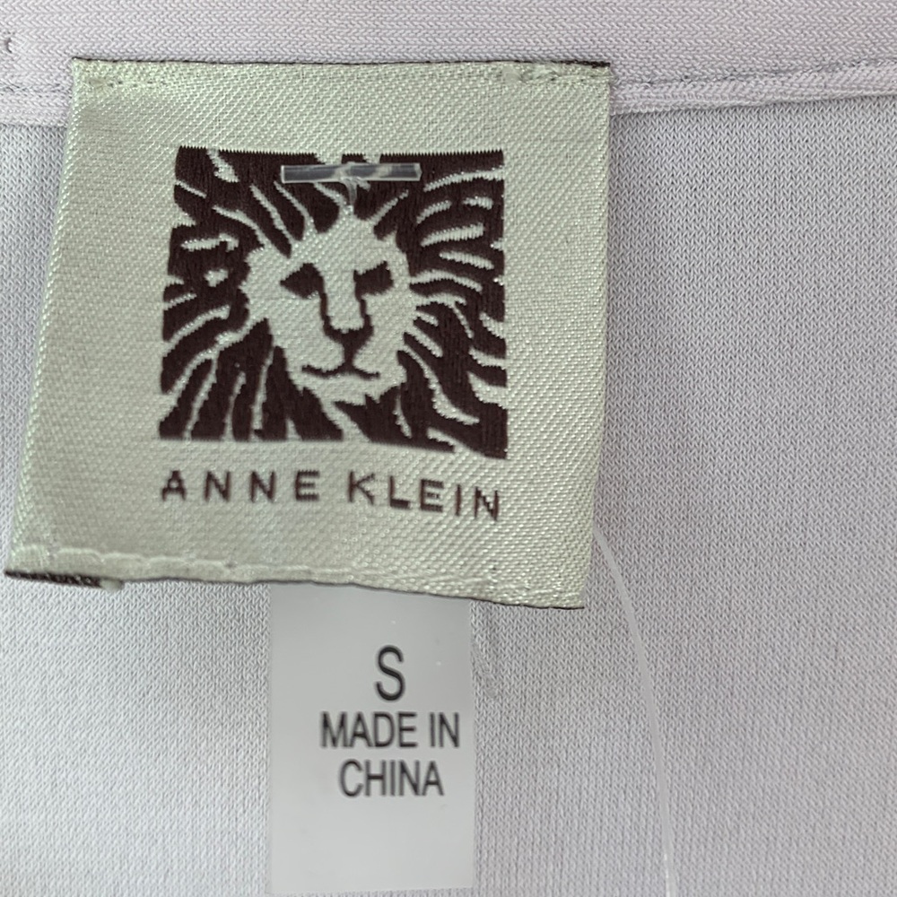Anne Klein Lavender Women's Top with Gold Accents - Picture 7 of 7